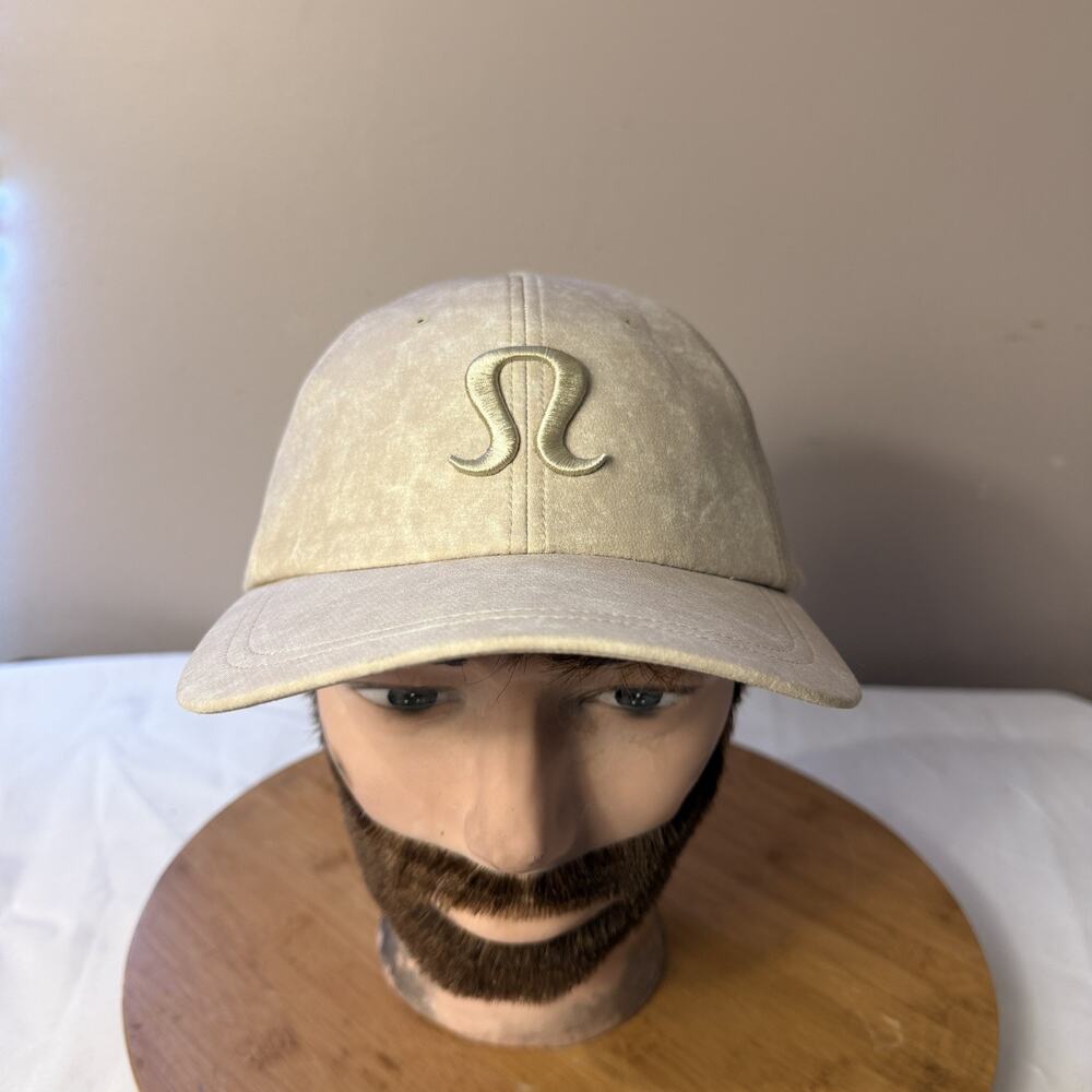 LULULEMON LOGO SIGNATURE BASEBALL DAY SHADE BALL CAP COMFY EVERYDAY HAT O/S